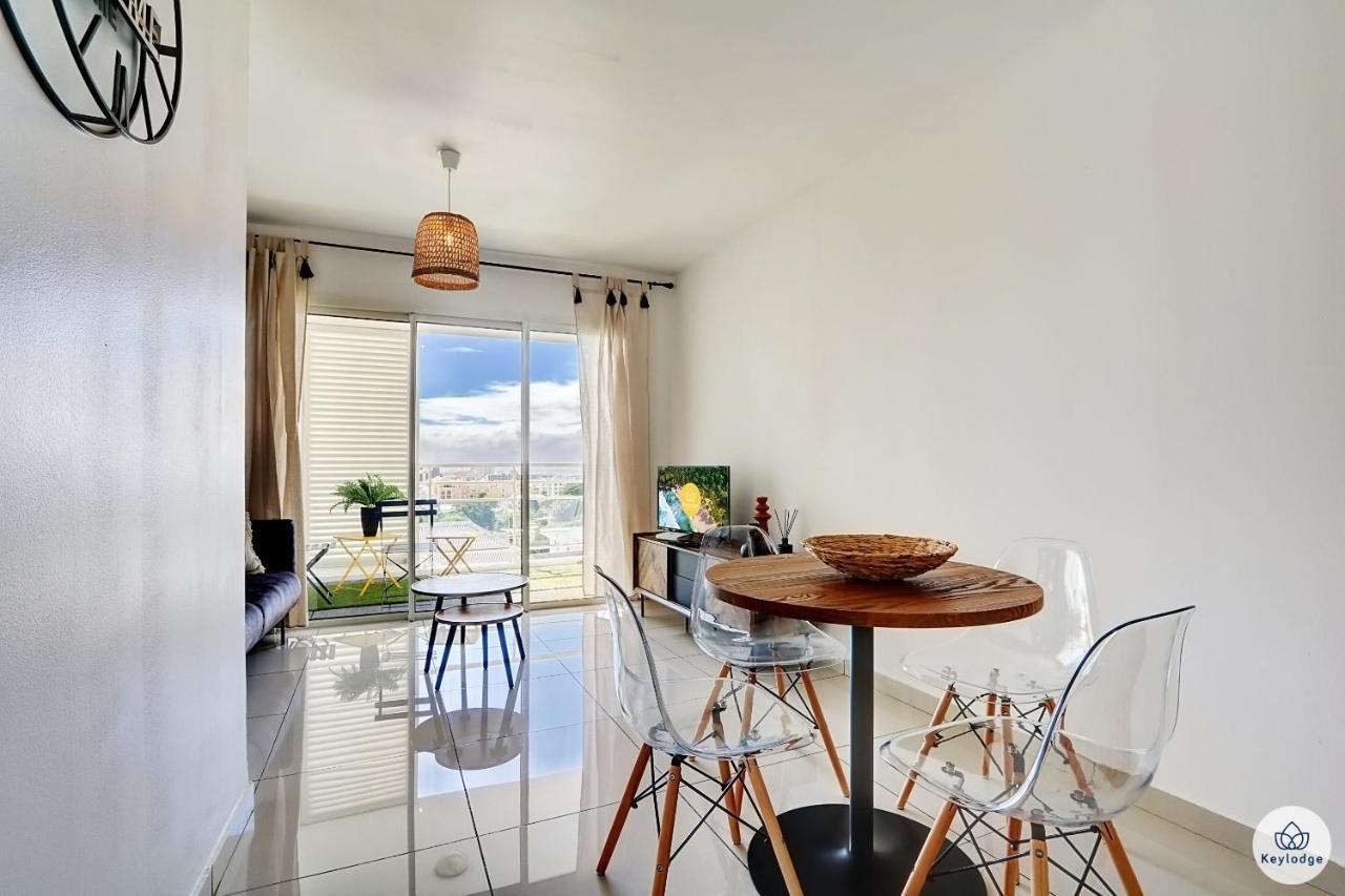 T2 - Iris, Classe 2 Etoiles - Balcon - Proche Centre De 생드니 외부 사진